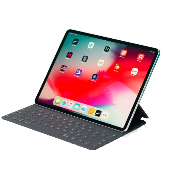 yijia-prop-ipad-black-side.jpg.png